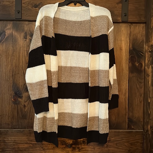 Cozy Cardigan - Picture 1 of 1